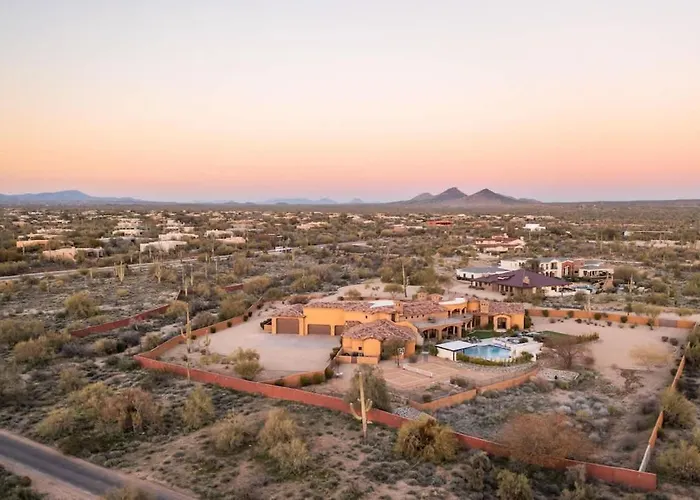 Hozho West Estate Holiday home Scottsdale